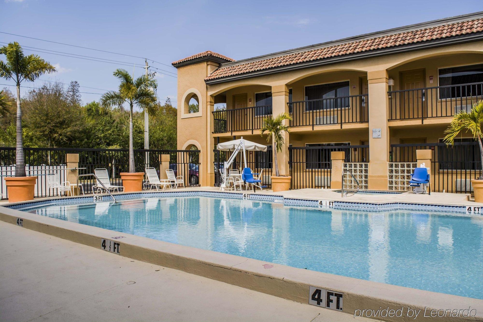 Comfort Inn Sun City Center - Ruskin - Tampa South Dış mekan fotoğraf